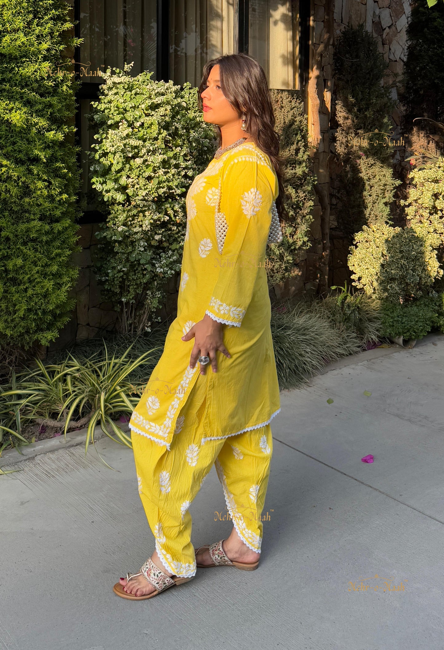 Reeva Cotton Chikankari set with tulip pants
