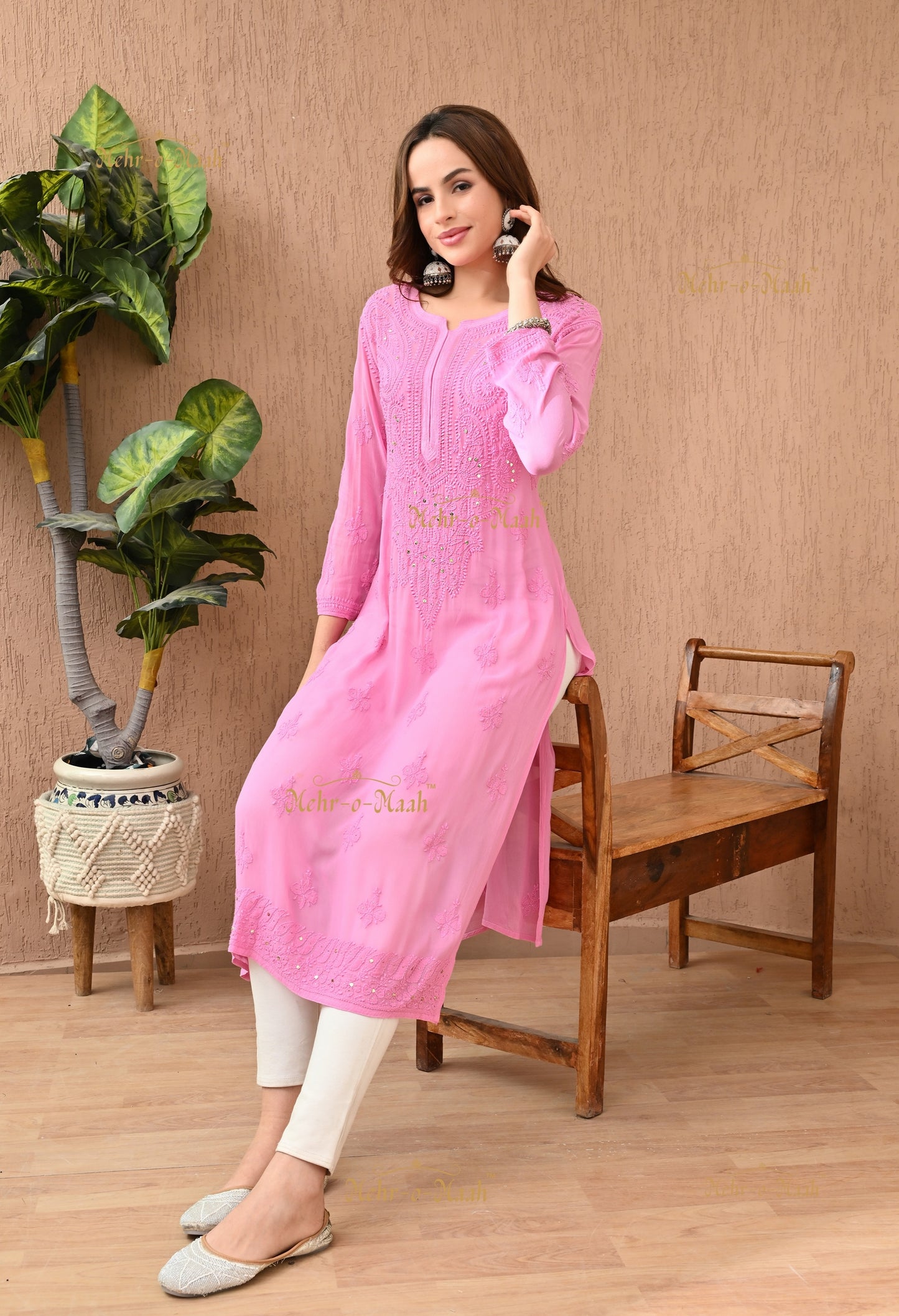 Alankriti Viscose Georgette Chikankari kurti with Mukaish
