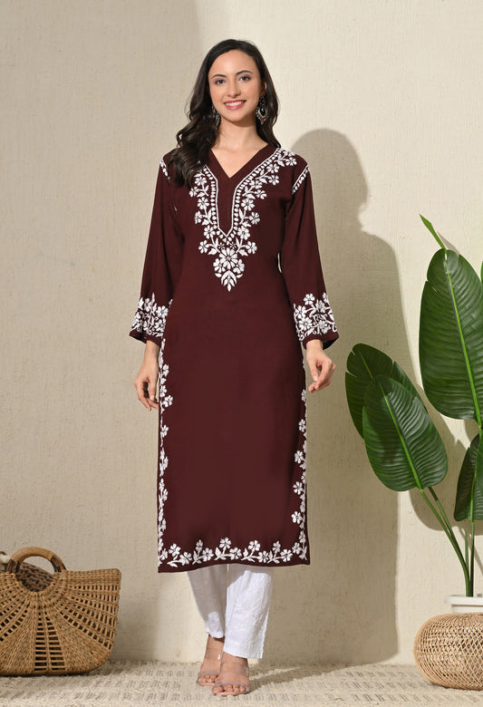 Aiyna Modal Chikankari Kurti