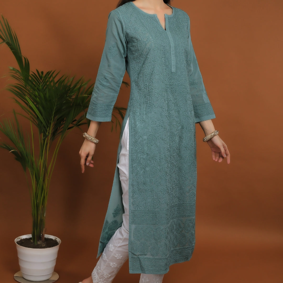 Zayna Kurti