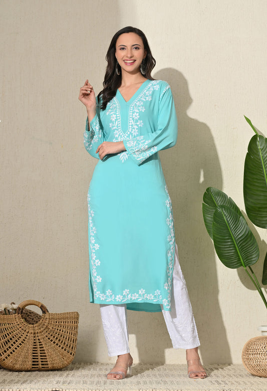 Aiyna Modal Chikankari Kurti