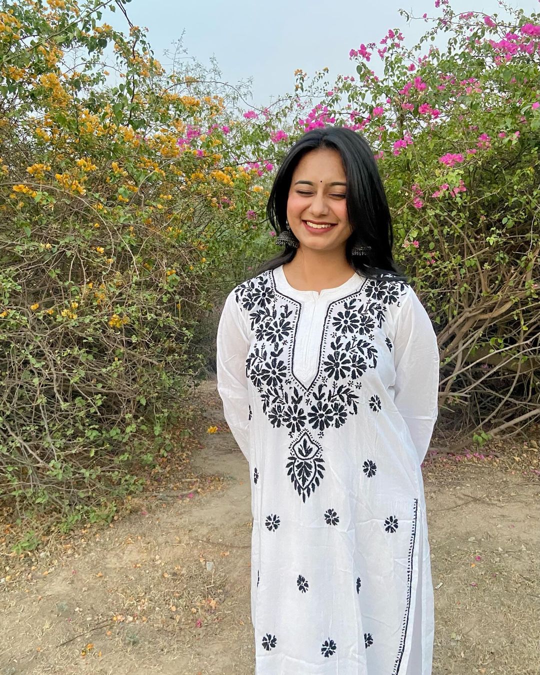 Ada Modal chikankari kurti