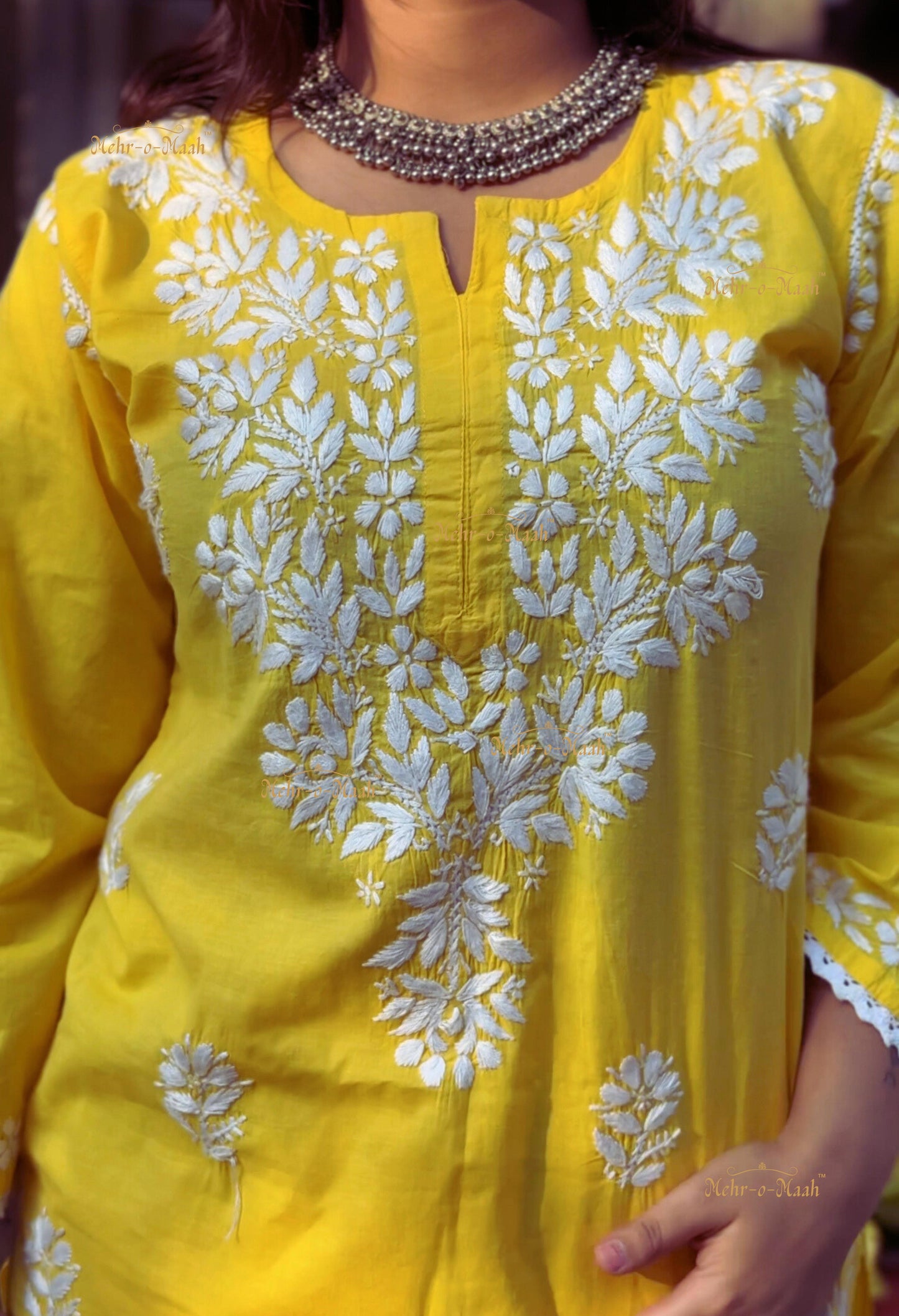 Reeva Cotton Chikankari set with tulip pants